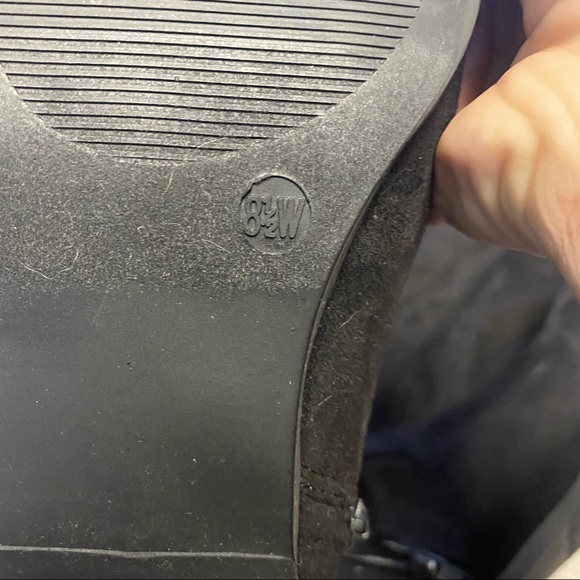 Black suede thigh high / over the knee boot in black - Picture 3 of 5